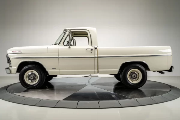 Caminhonete Ford F100 1967 - Imagem 11