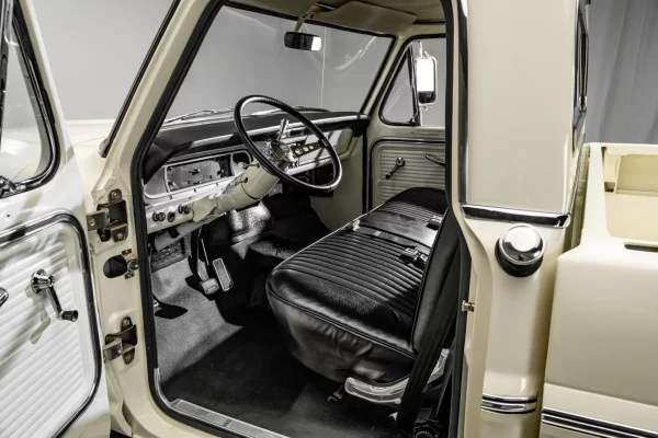 Caminhonete Ford F100 1967 - Imagem 25