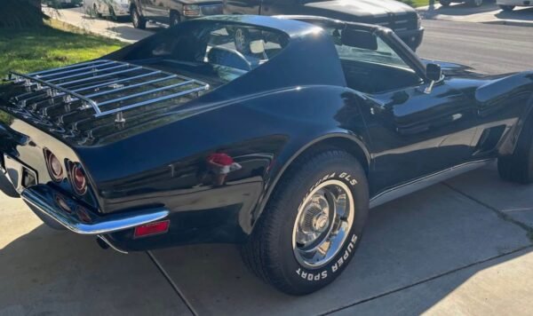 1973 Chevrolet Corvette Coupe 2D - Imagem 9