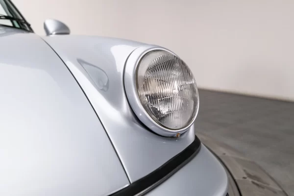 Porsche 911 1974 - Imagem 17