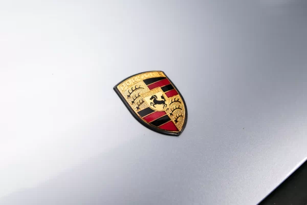Porsche 911 1974 - Imagem 16