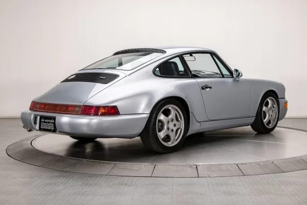 Porsche 911 1974 - Imagem 11