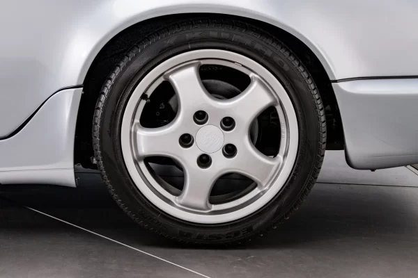 Porsche 911 1974 - Imagem 2