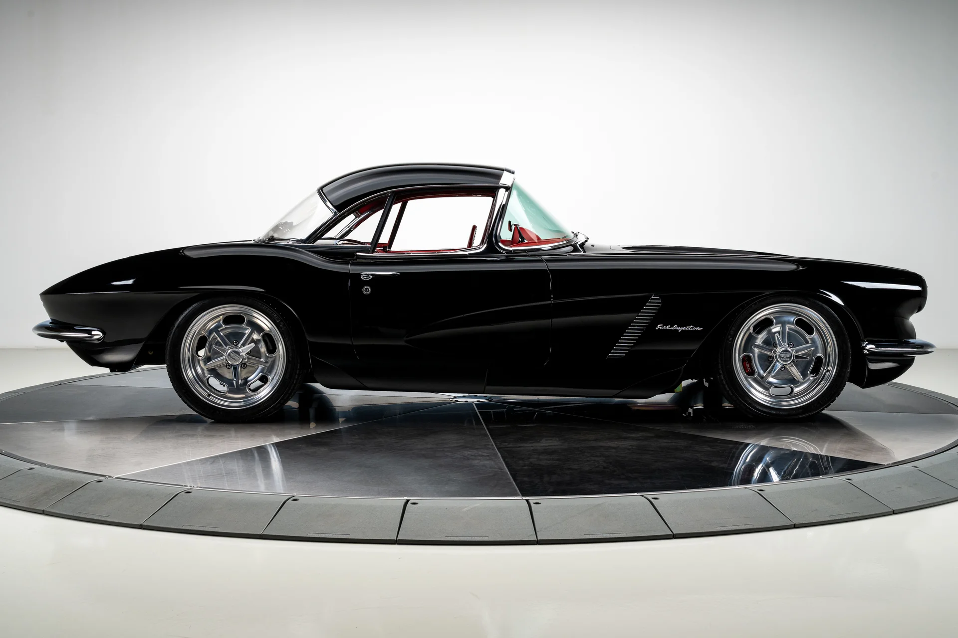 Chevrolet Corvette 1962 - Imagem 11
