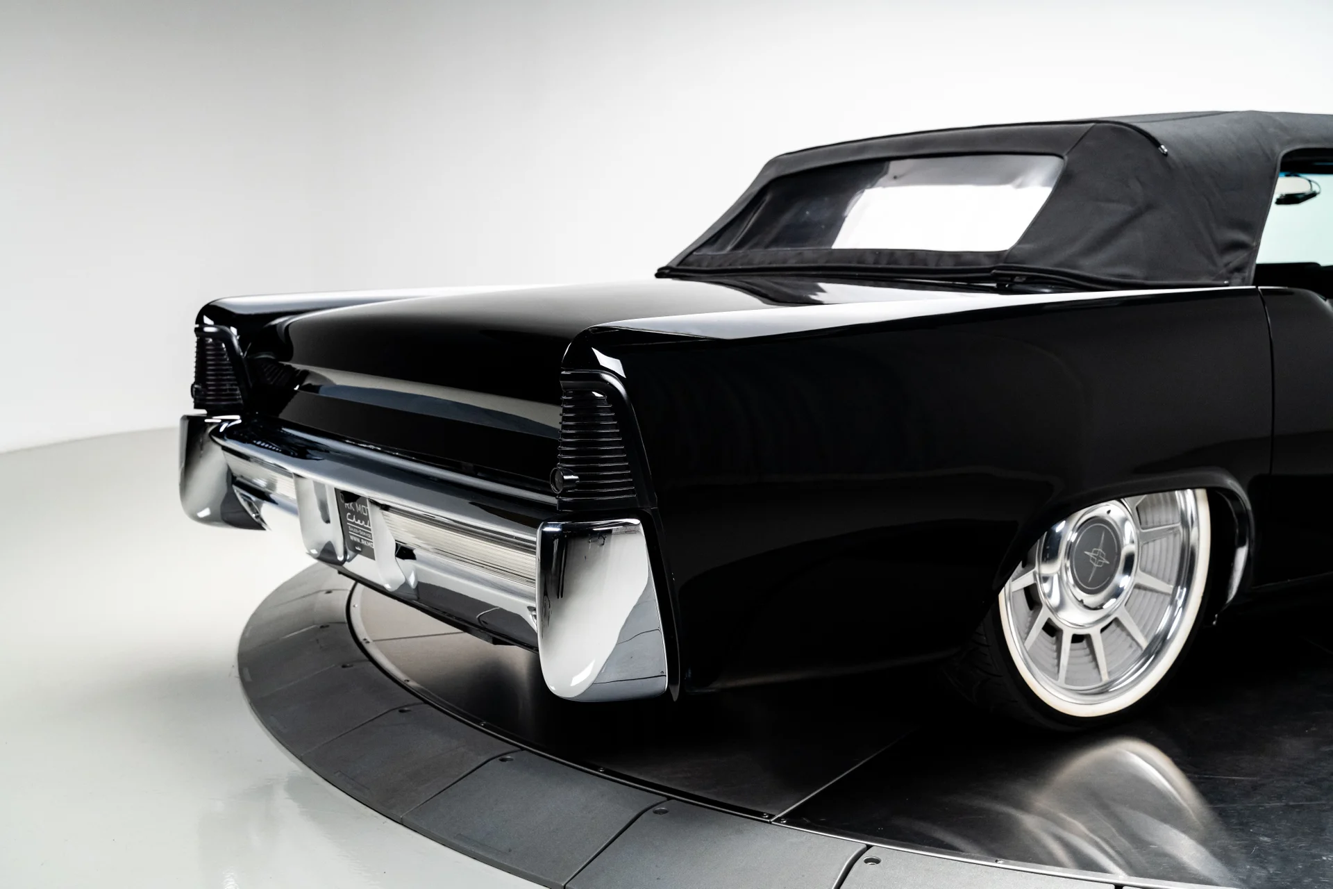 Lincoln Continental 1965 - Imagem 17