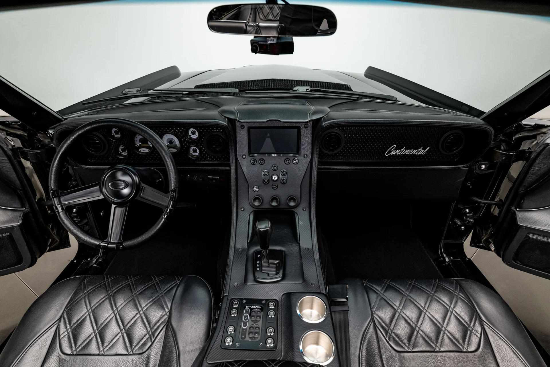 Lincoln Continental 1965 - Imagem 31