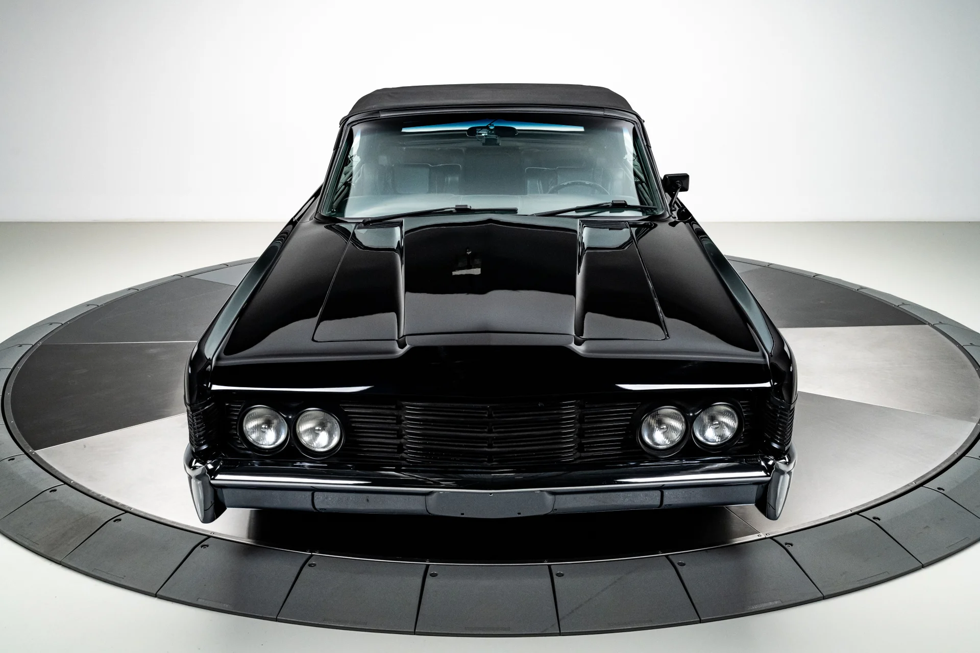 Lincoln Continental 1965 - Imagem 26