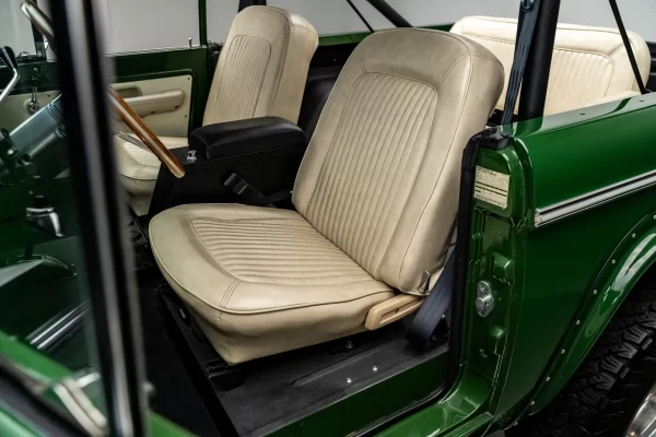 Ford Bronco 1971 - Imagem 5