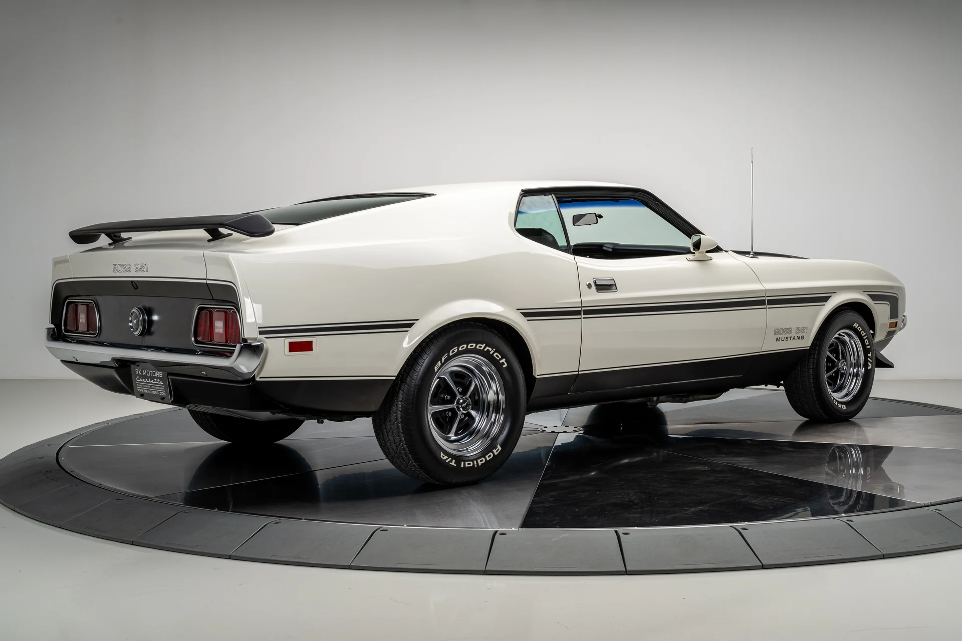 Ford Mustang Boss 351 1971 - Imagem 15