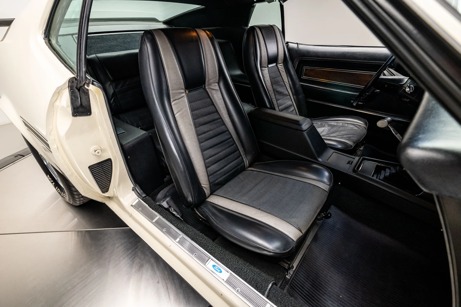 Ford Mustang Boss 351 1971 - Imagem 2