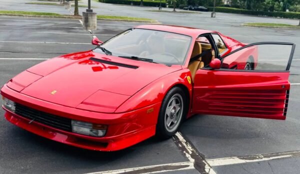 Ferrari Testarossa 1987 - Imagem 10