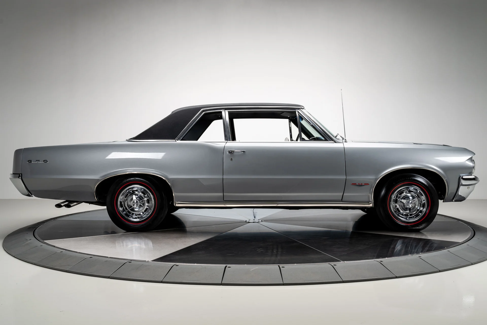 Pontiac GTO 1964 - Imagem 10