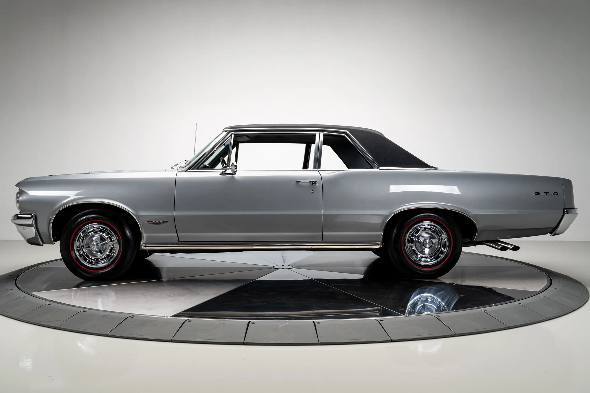 Pontiac GTO 1964 - Imagem 9
