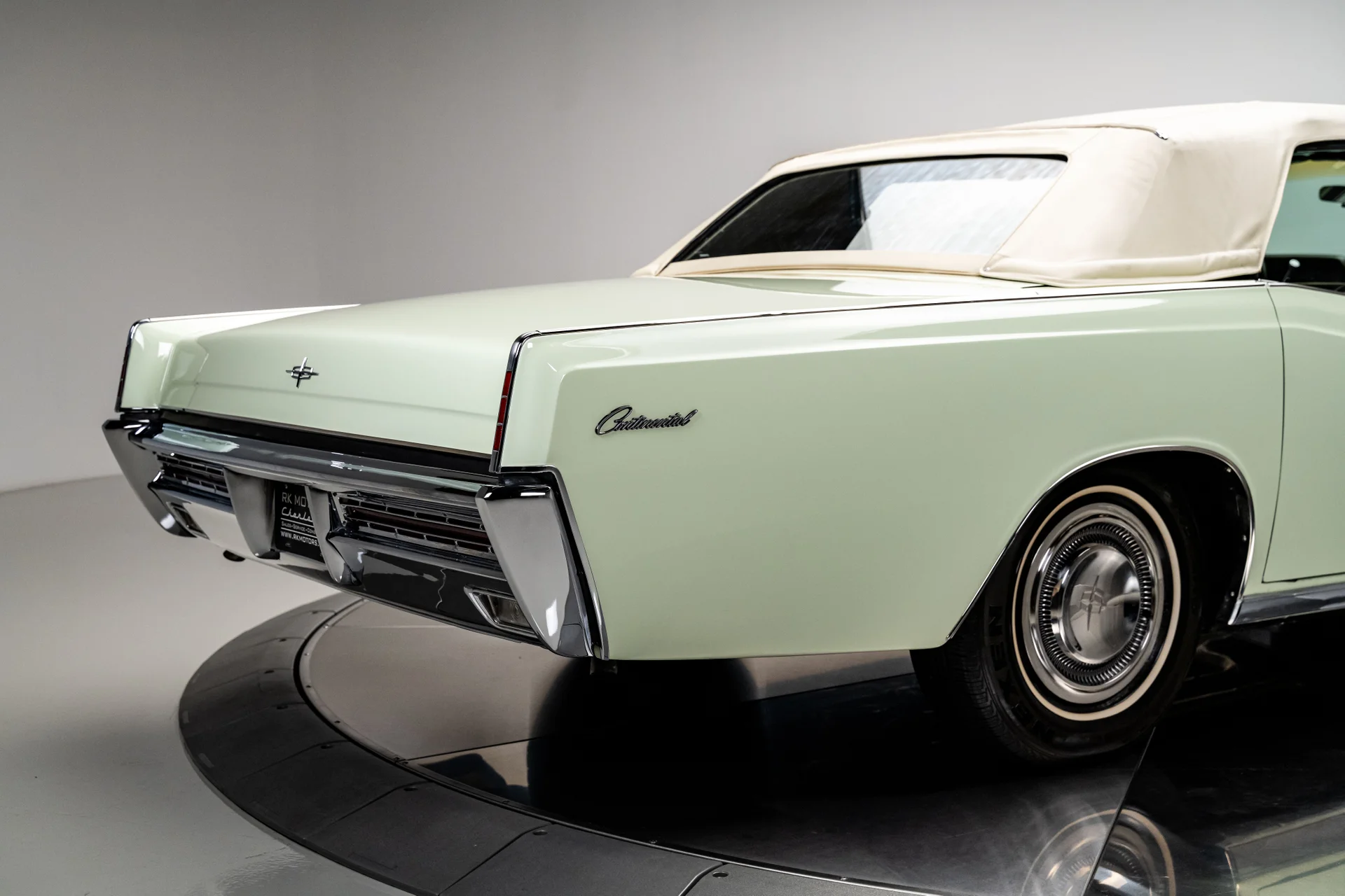 Lincoln Continental 1967 - Imagem 6