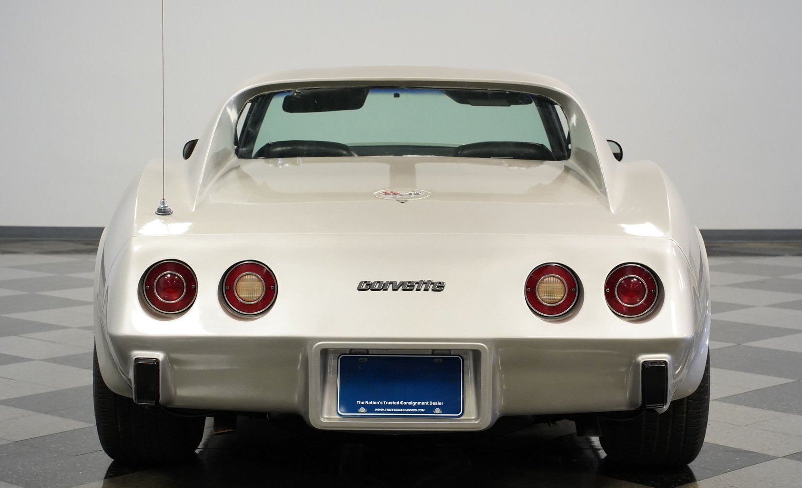 Chevrolet Corveta 1977 - Imagem 13