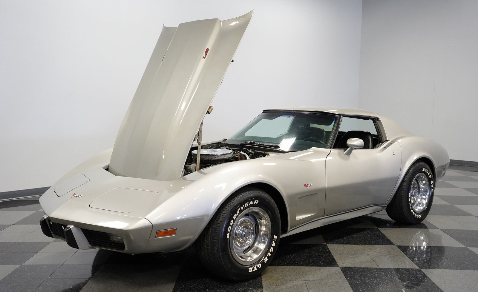 Chevrolet Corveta 1977 - Imagem 10