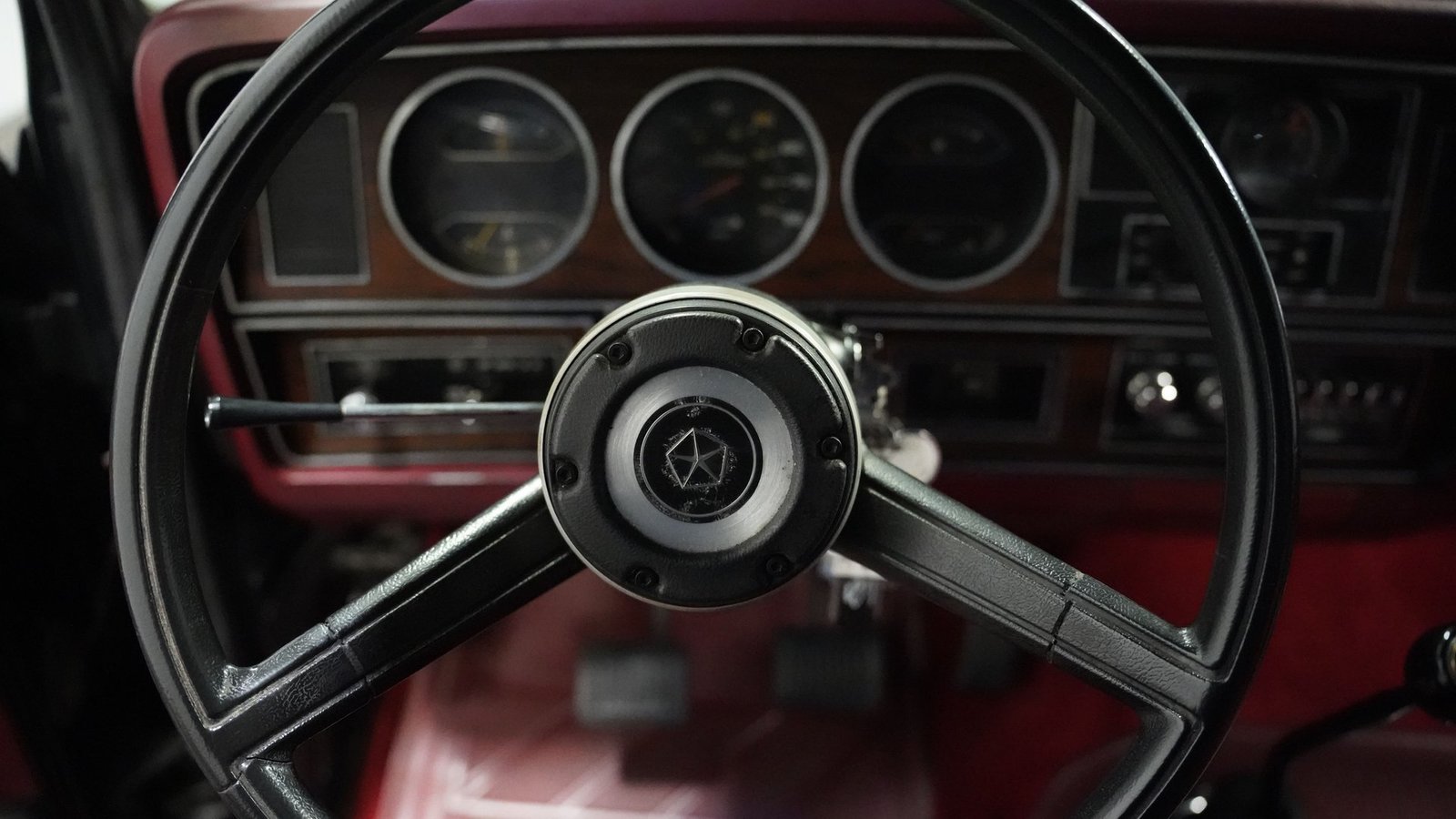 Dodge Avarento D150 YS2 1983 - Imagem 9