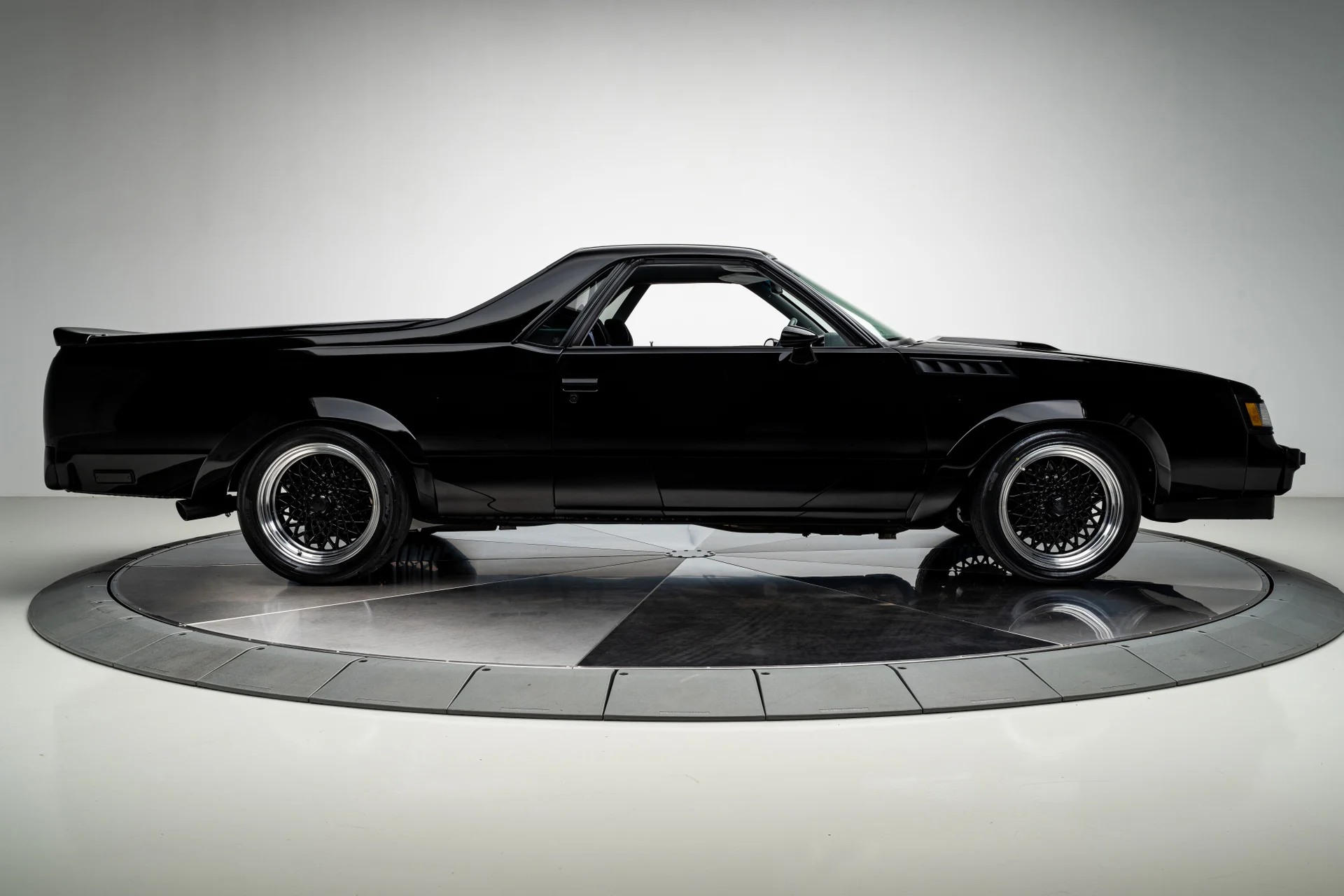 Chevrolet El Camino 1984 - Imagem 16