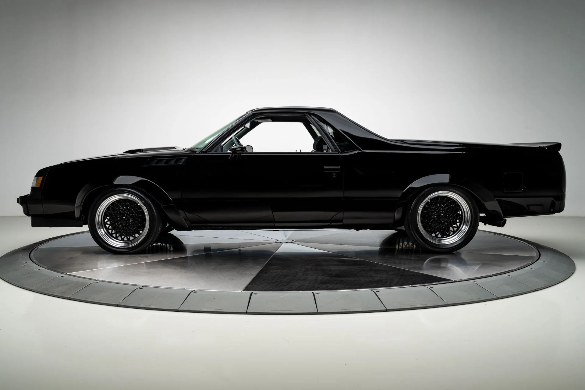 Chevrolet El Camino 1984 - Imagem 15