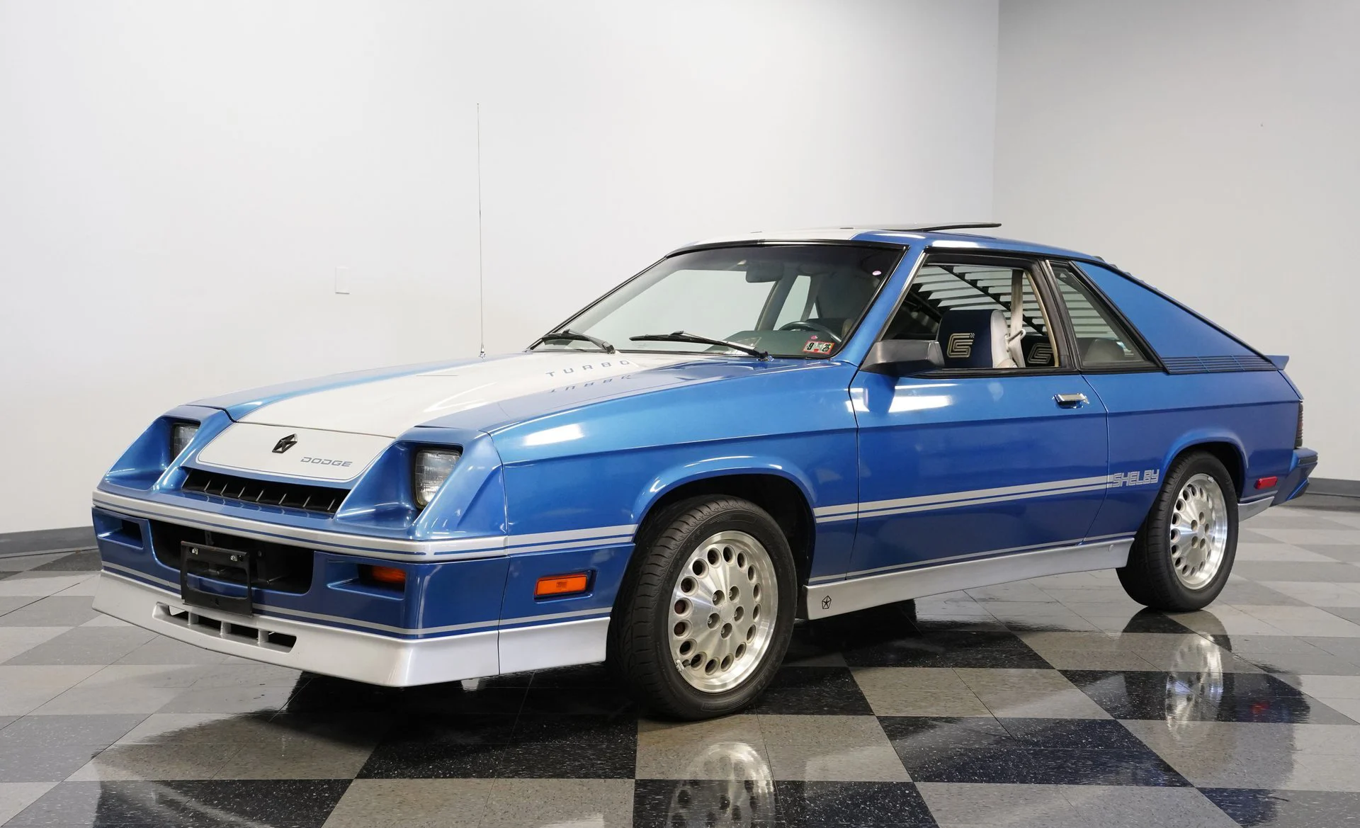 Dodge 1986 - foto 14