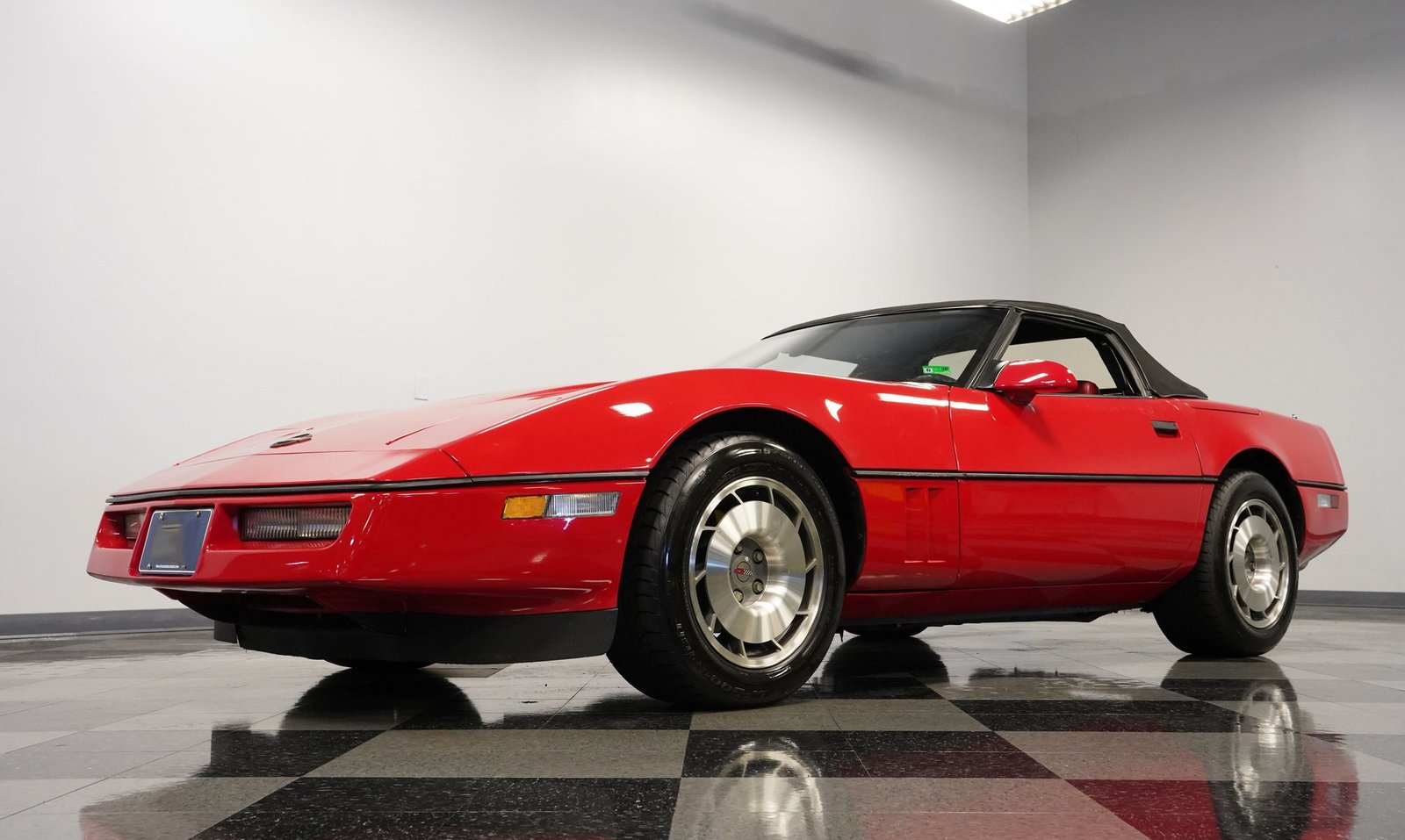 Chevrolet Corveta 1987 - Imagem 11