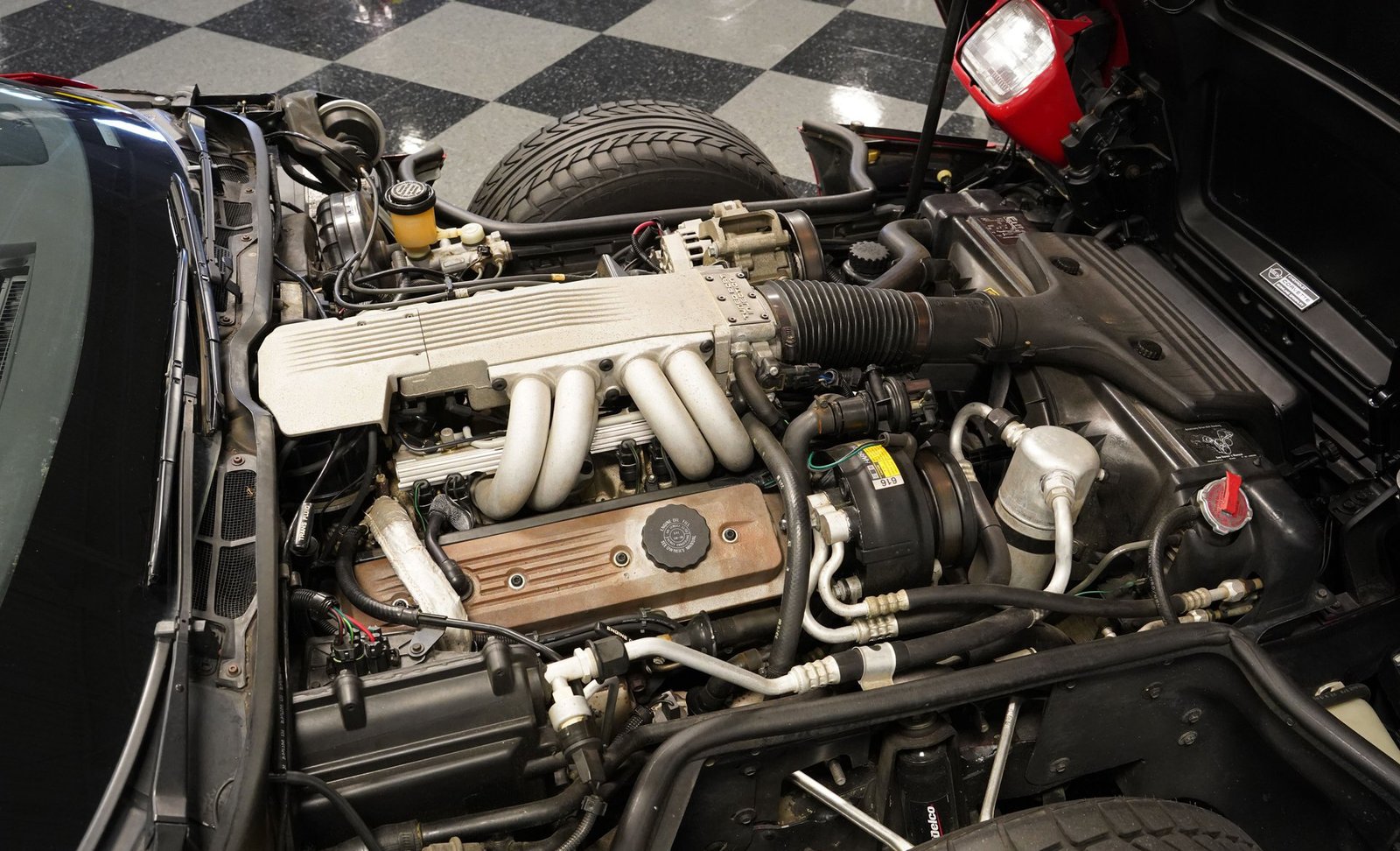 Chevrolet Corveta 1987 - Imagem 9