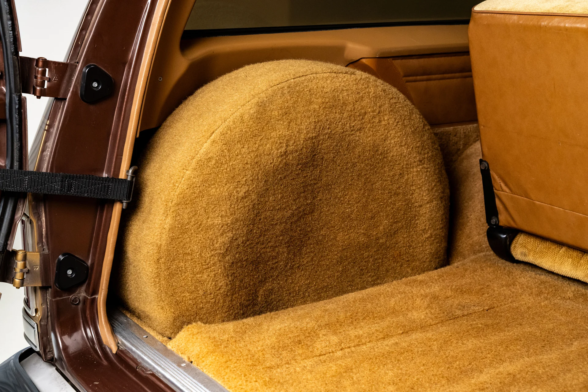 Chevrolet Suburban 1988 - Imagem 6