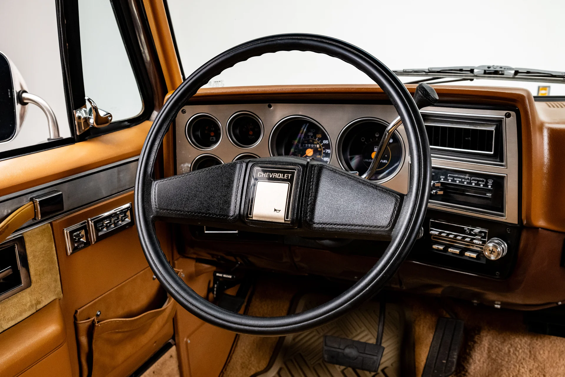 Chevrolet Suburban 1988 - Imagem 2