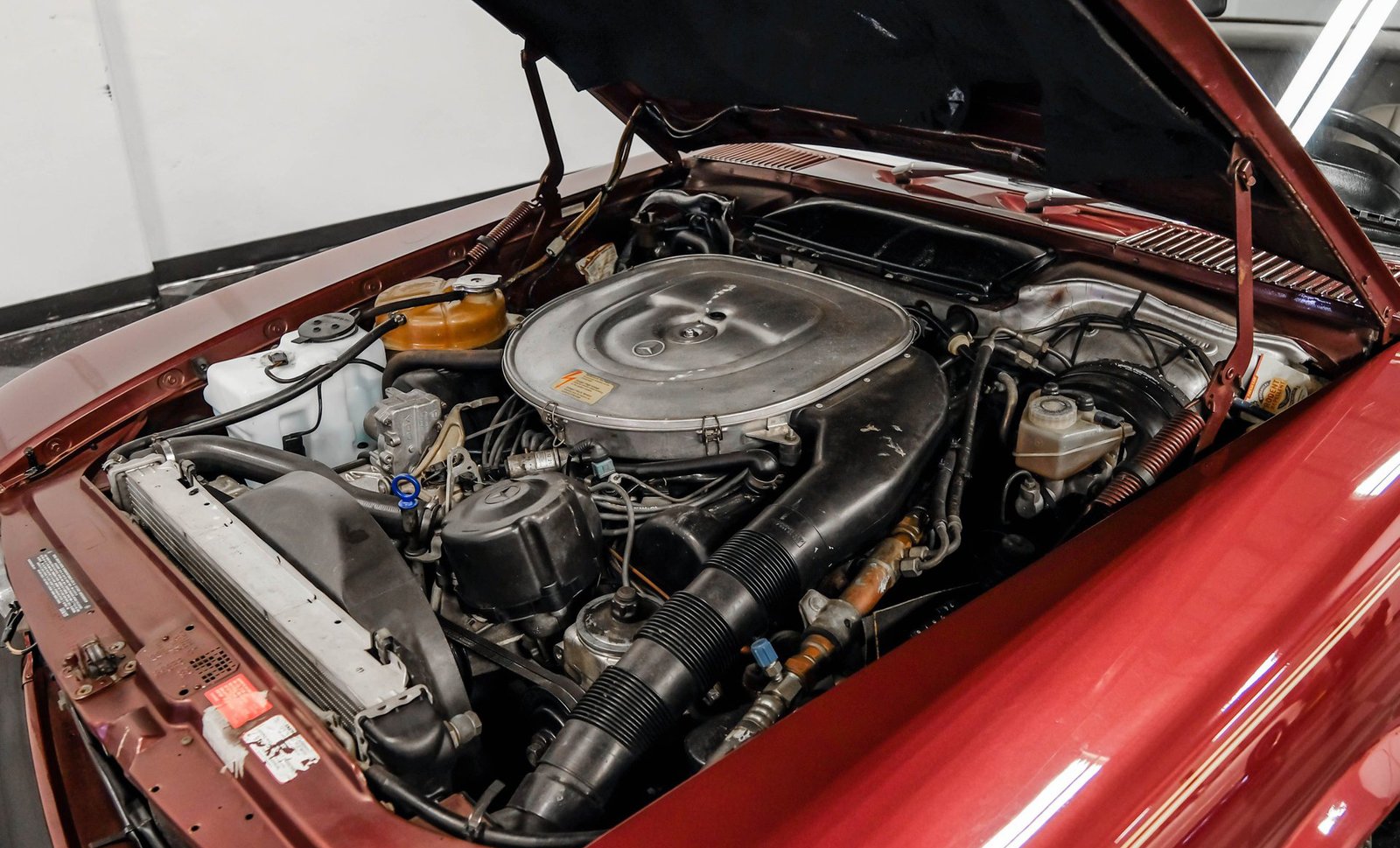 Mercedes-Benz 560SL 1988 - Imagem 12