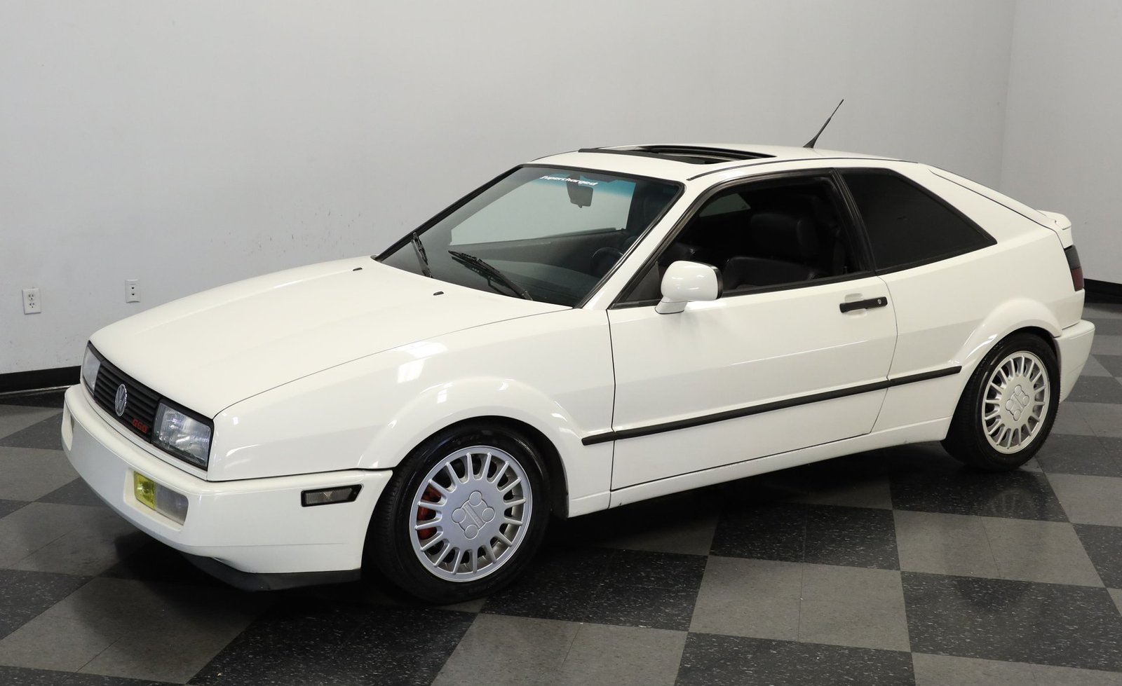 Volkswagen Corrado G60 1990 - Imagem 17