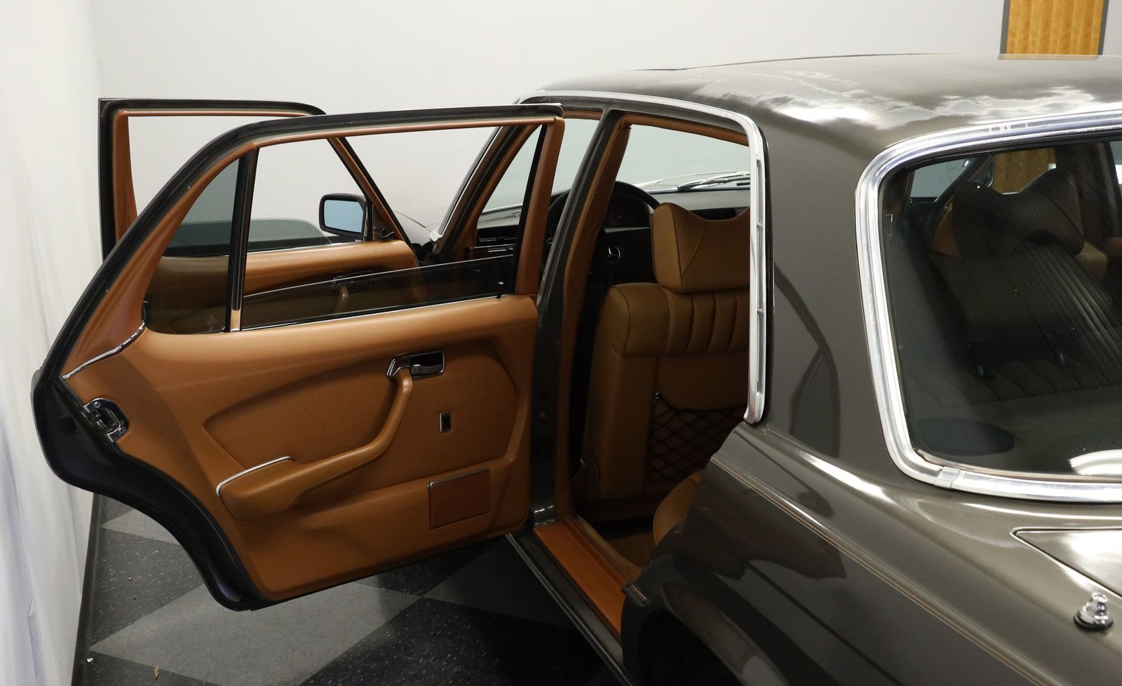 Mercedes-Benz 450SEL 1979 - Imagem 5