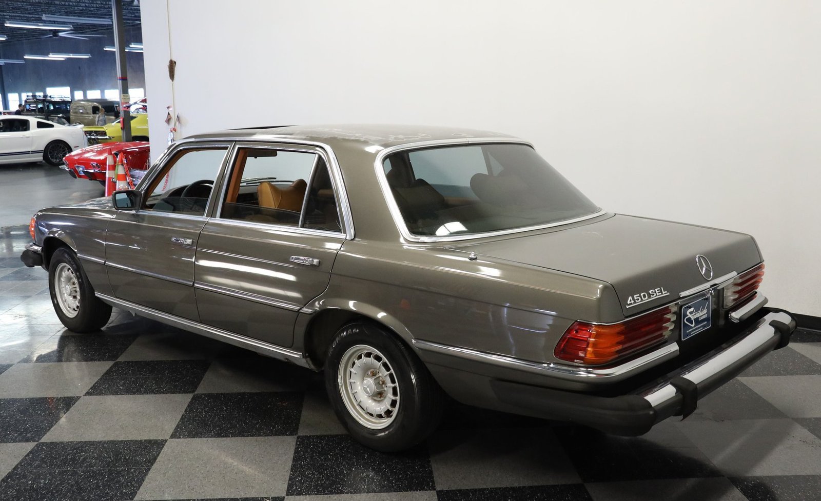 Mercedes-Benz 450SEL 1979 - Imagem 12
