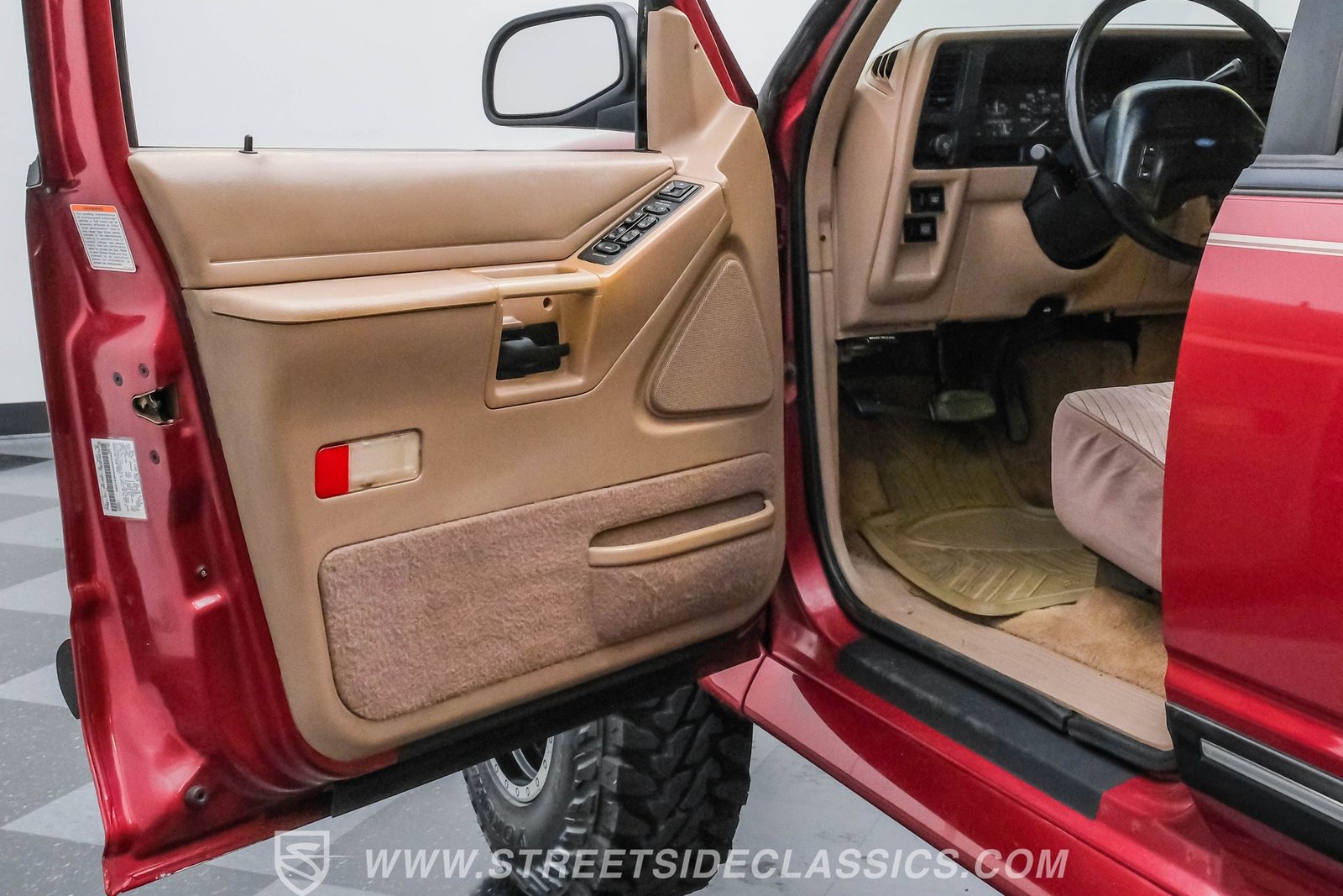 Ford 1993 Explorer XLT 4x4 - Imagem 23