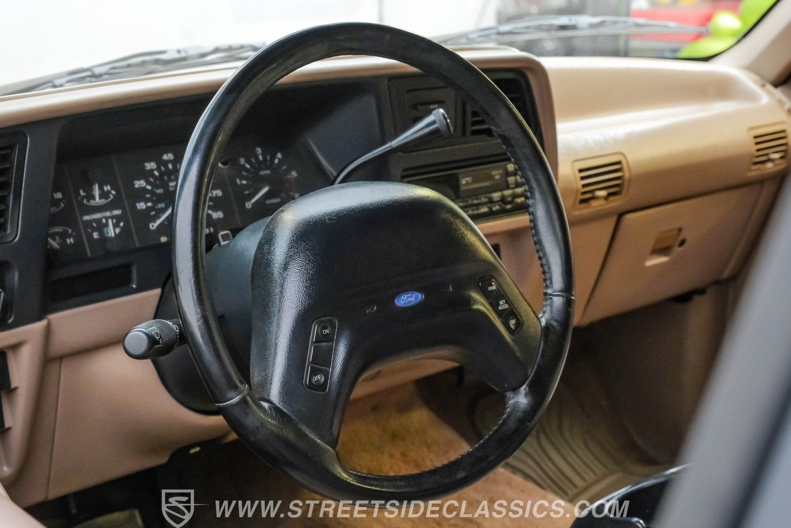 Ford 1993 Explorer XLT 4x4 - Imagem 19