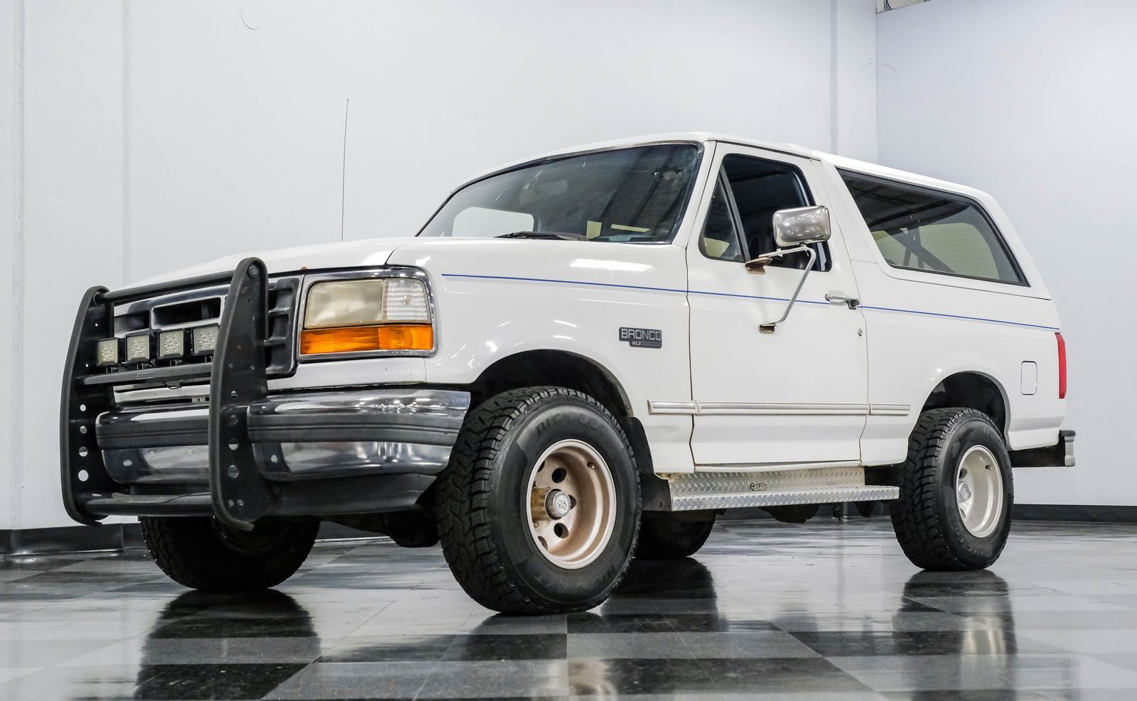 Ford 1994 Bronco XLT 4X4 - Imagem 28