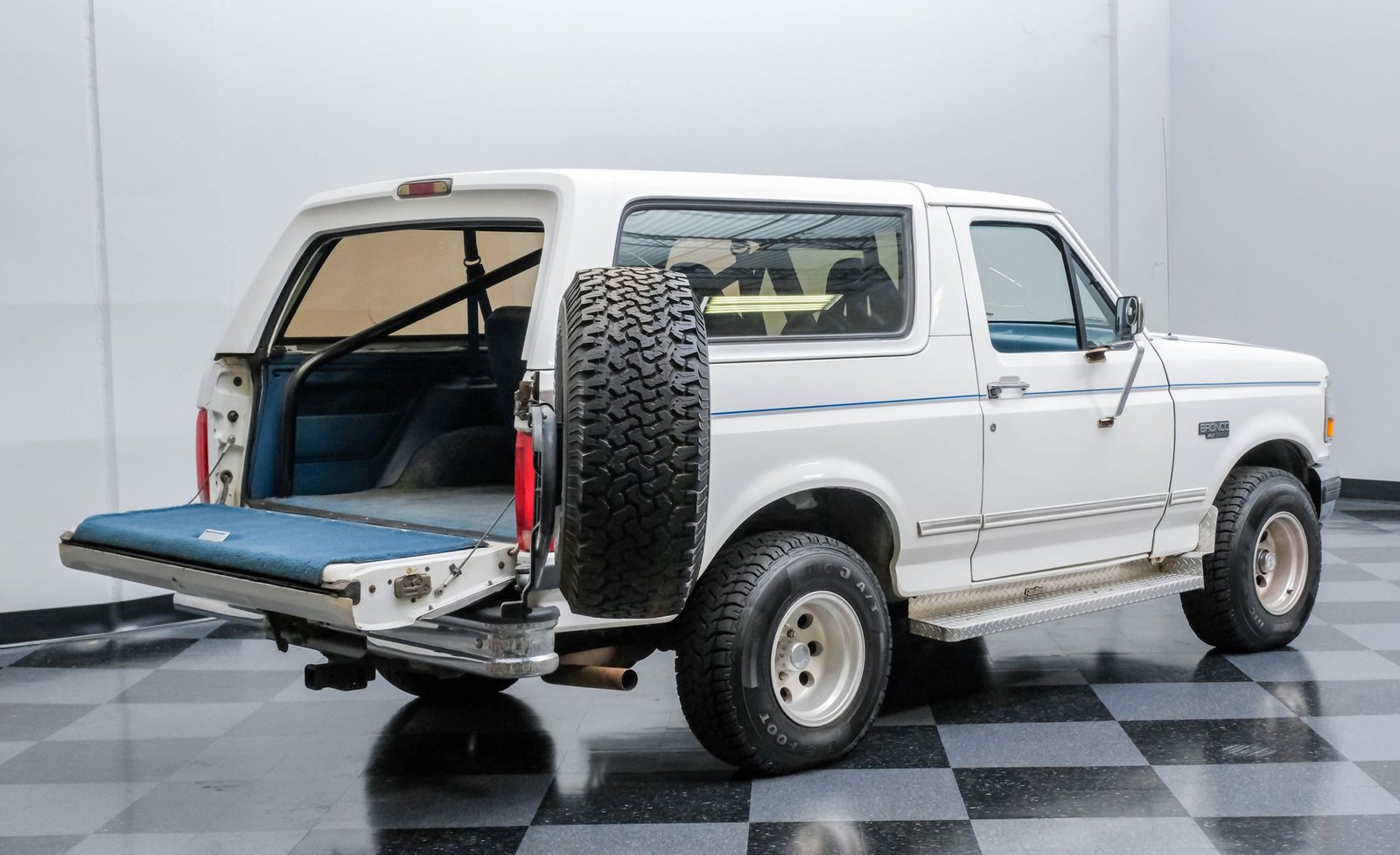 Ford 1994 Bronco XLT 4X4 - Imagem 4