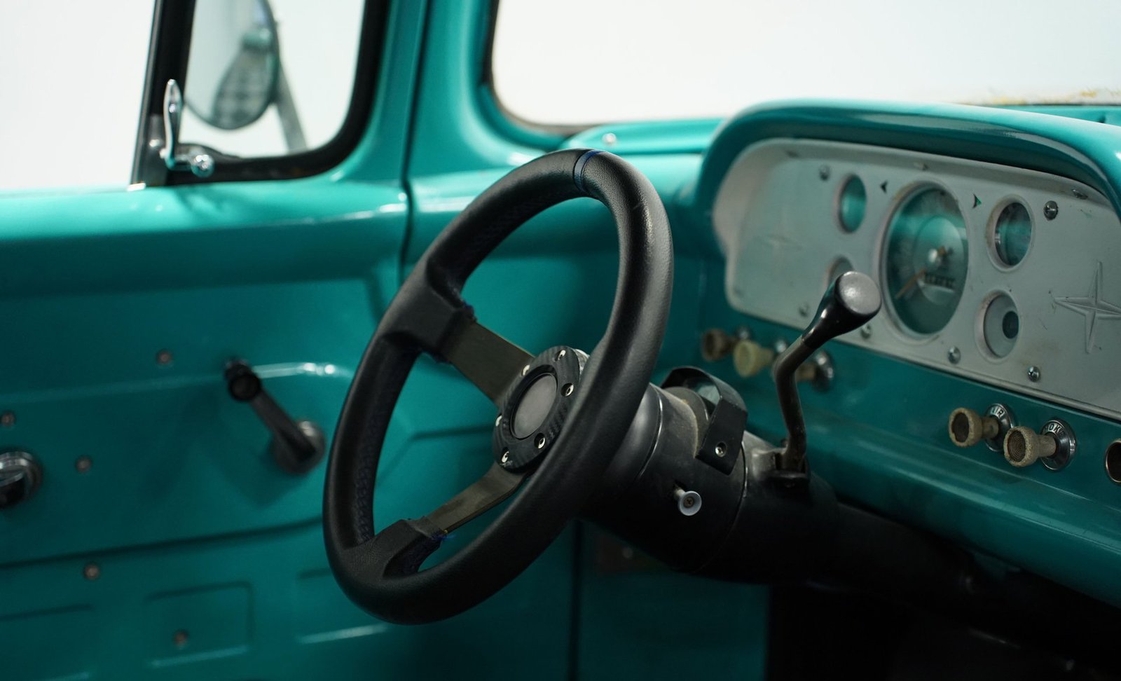 Ford 1960 F-100 Patina AWD Restomod - Imagem 7