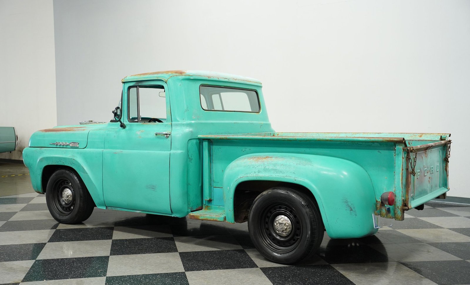 Ford 1960 F-100 Patina AWD Restomod - Imagem 37