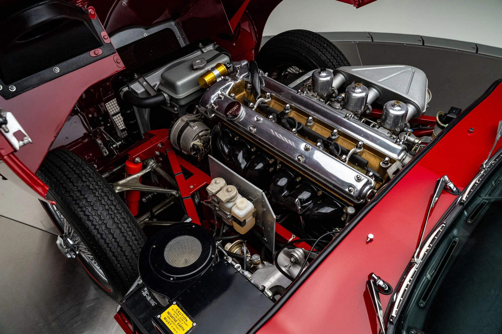 Jaguar E-Type de 1966 - Imagem 42