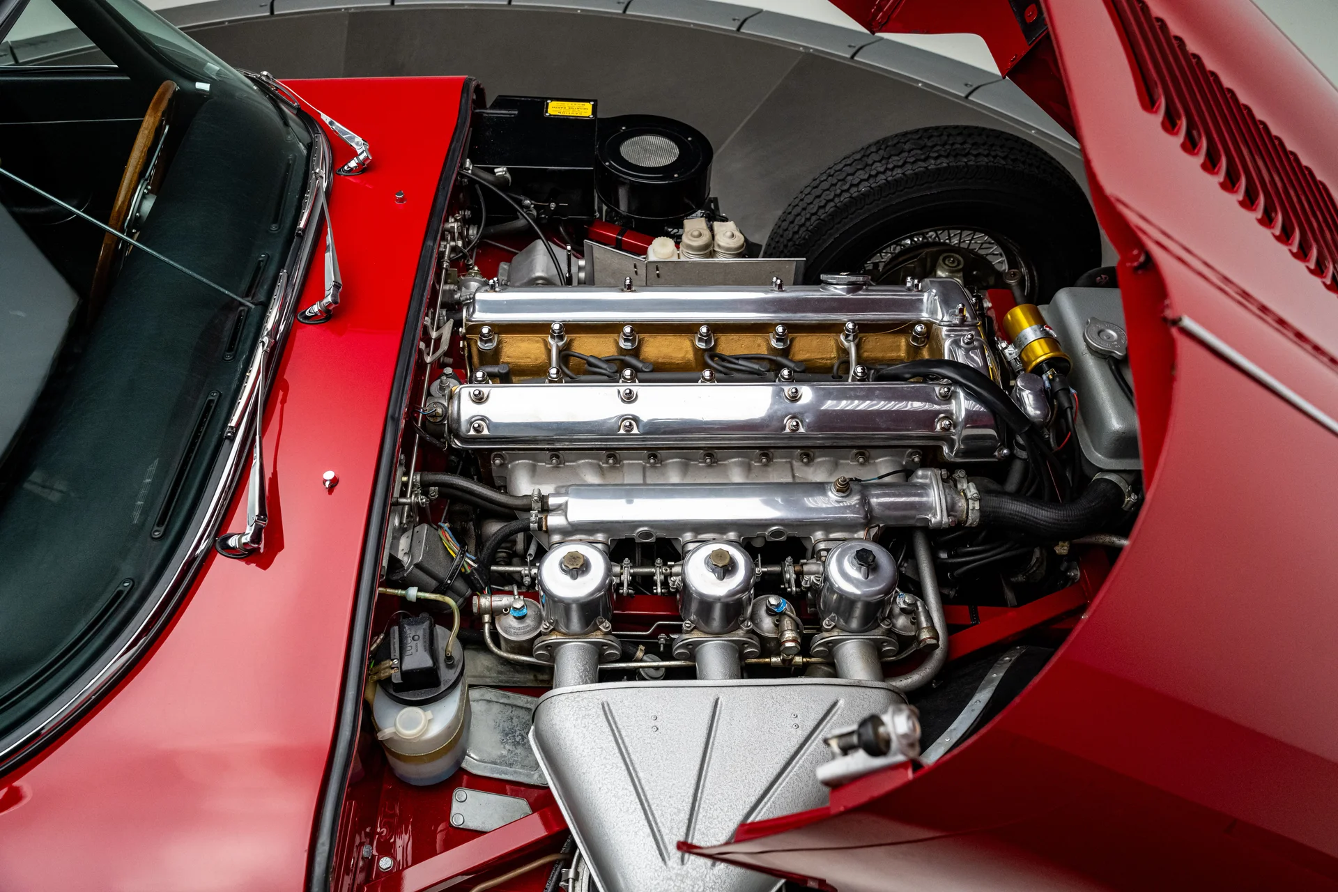 Jaguar E-Type de 1966 - Imagem 22