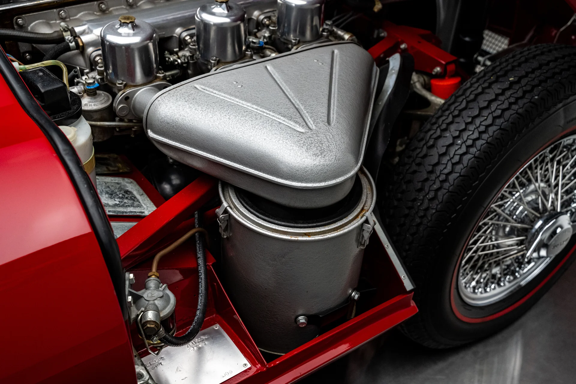 Jaguar E-Type de 1966 - Imagem 21