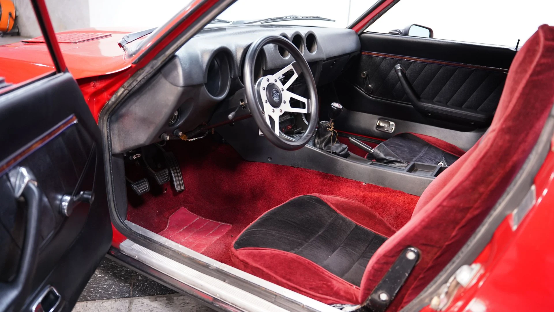 Datsun 280Z 1975 - foto 33