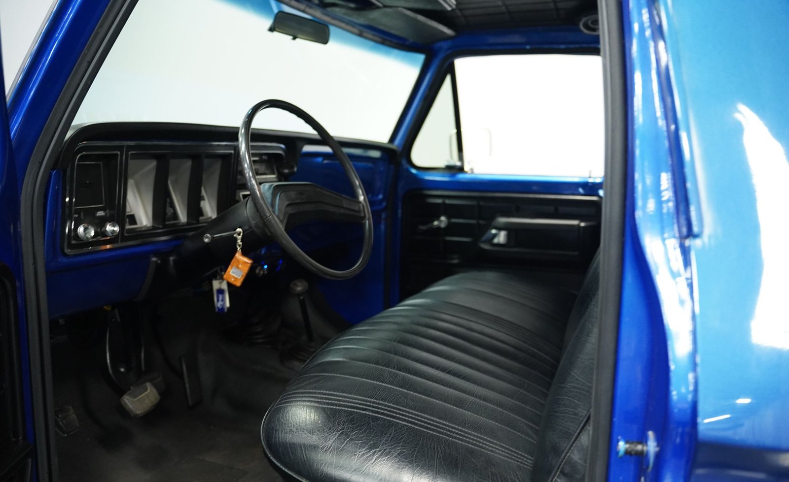 Ford F-150 4x4 1978 - Imagem 33