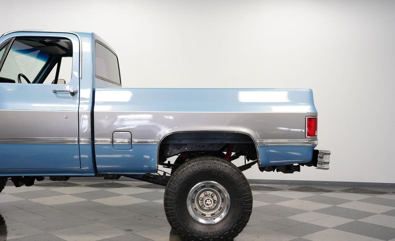 Chevrolet K10 4x4 LS Restomod 1985 - Imagem 23