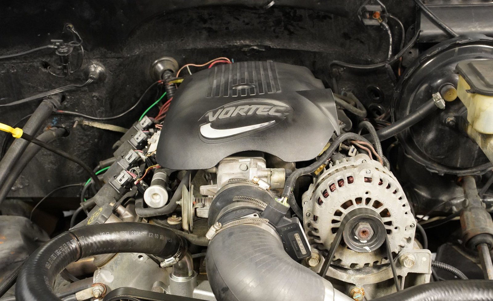 Chevrolet K10 4x4 LS Restomod 1985 - Imagem 17