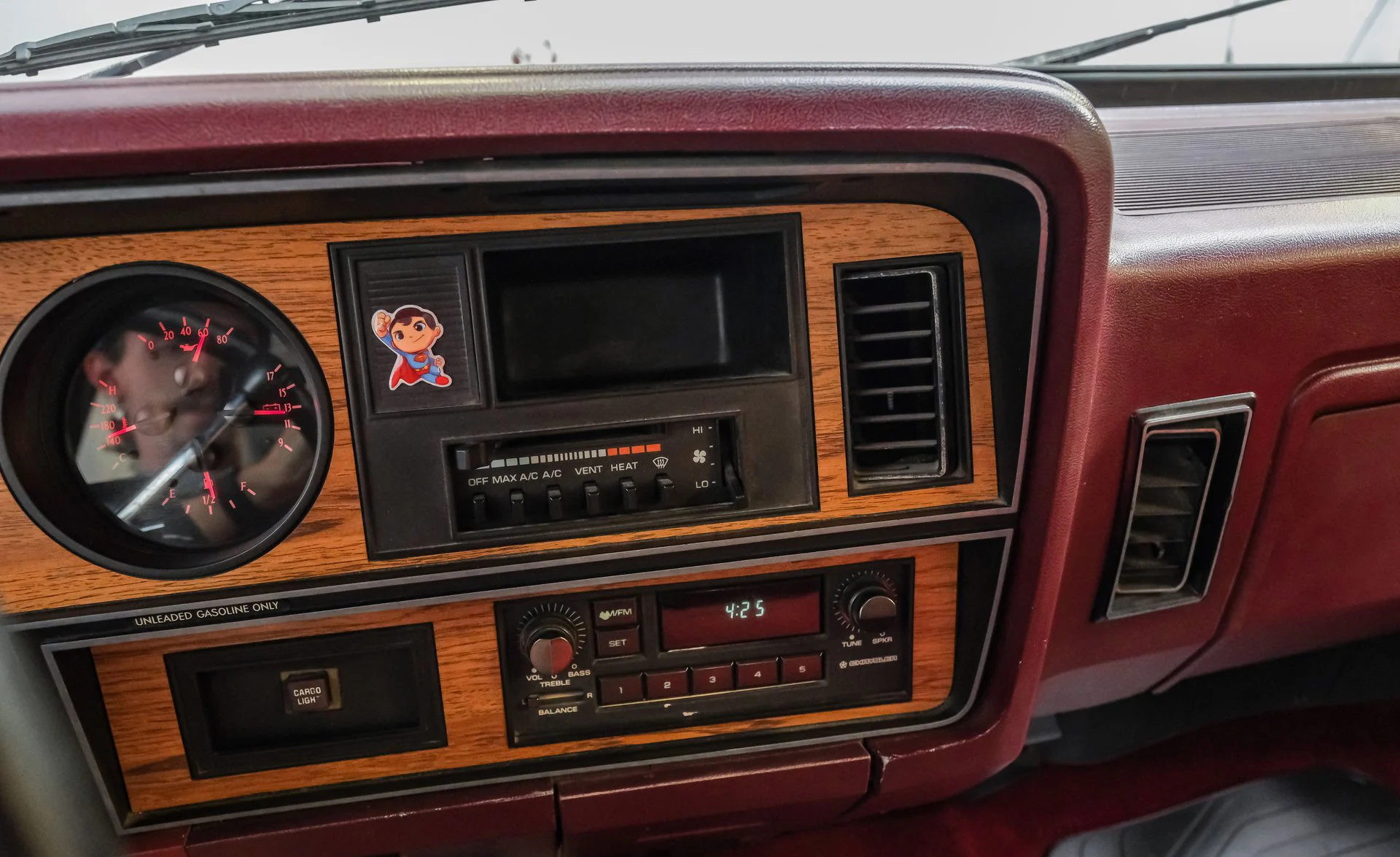 Dodge Ram 150 LE Restomod 1987 - foto 11
