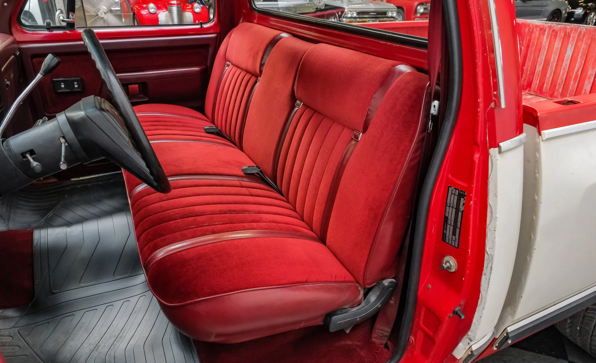 Dodge Ram 150 LE Restomod 1987 - foto 6