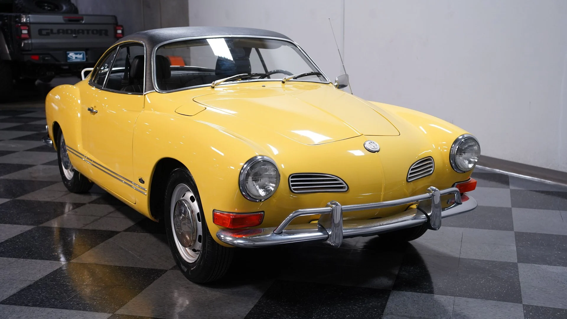 Volkswagen Karmann Ghia 1971 - foto 27