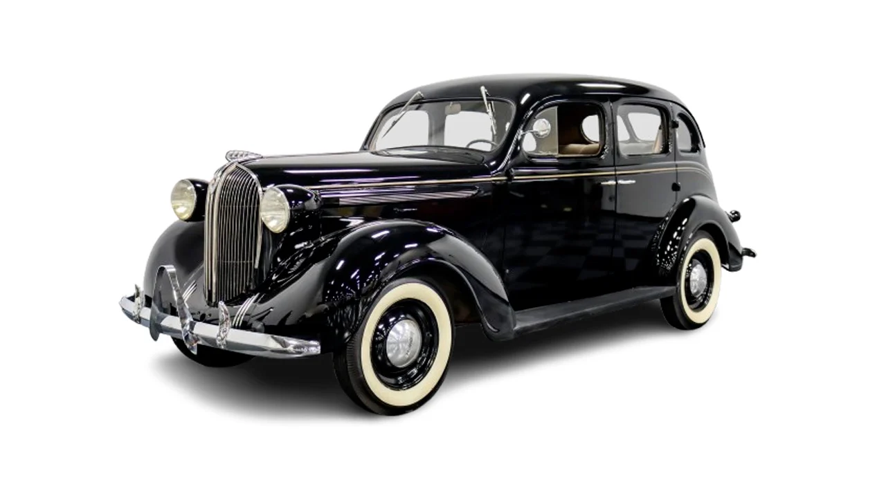 Plymouth Sedan DeLuxe 1938