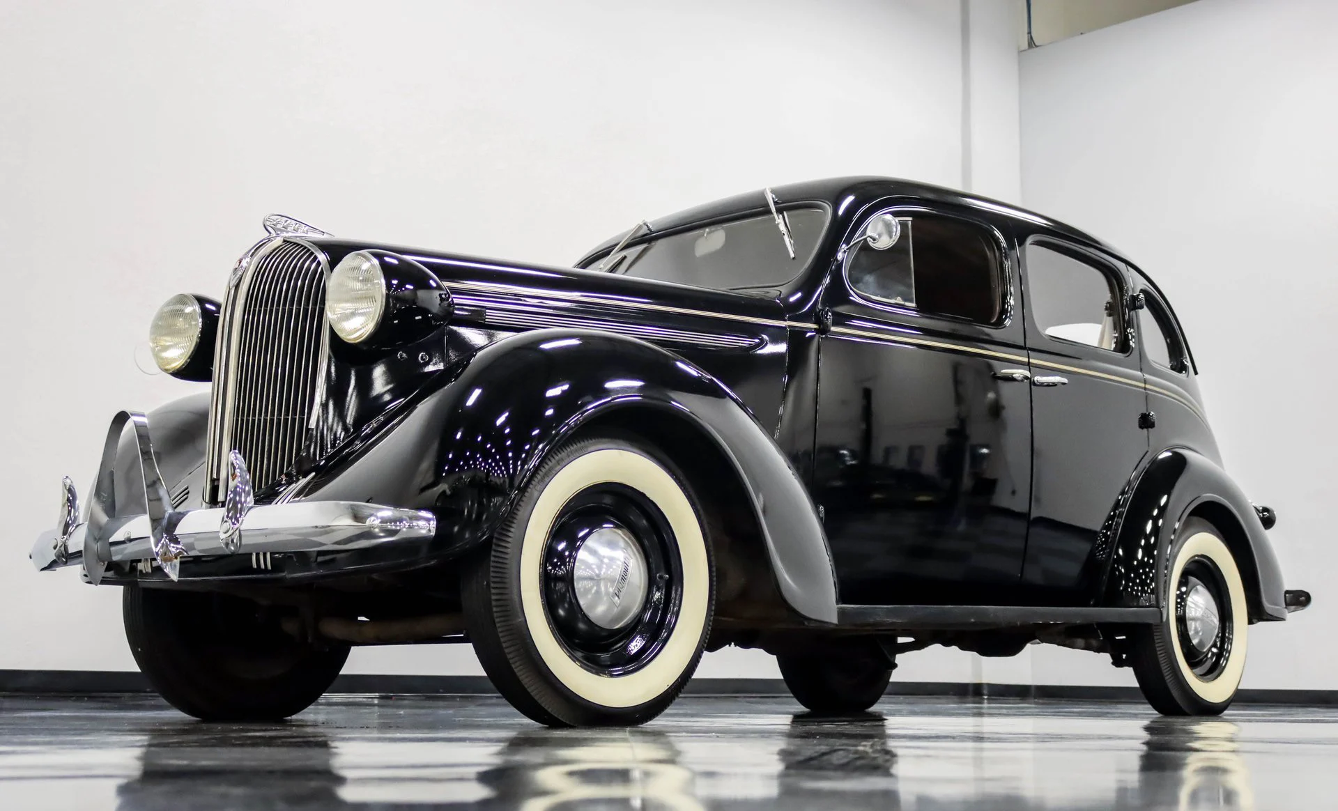Plymouth Sedan DeLuxe 1938 - foto 20